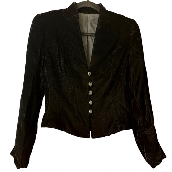 Vintage Black Velvet Gorgeous Lined Tailored And Fitted Button Front Jacket - Picture 2 of 15